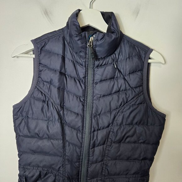 Athleta Women's Size XS InsulEight Stowable Goose Down Quilted Slate Puffer Vest - Picture 2 of 10